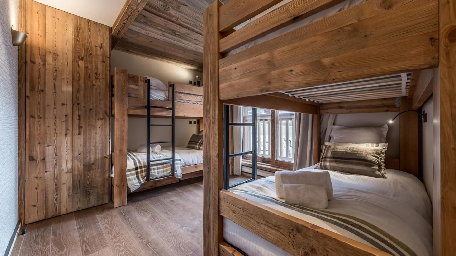Appartement De Luxe 4 Chambres Avec Conciergerie 5*, Vue Sur Montagne - Fr-1-613-120 Les Allues Francia